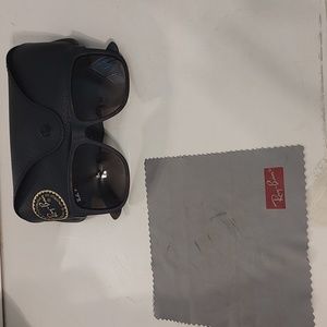 Ray-Ban polarized Justin sunglasses